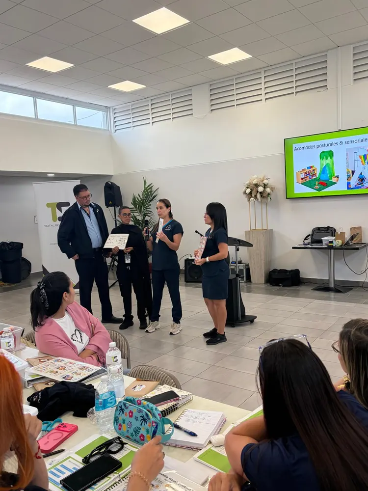 Taller de capacitación sobre el Trastorno del Espectro Autista para personal Head Start (4/14)
